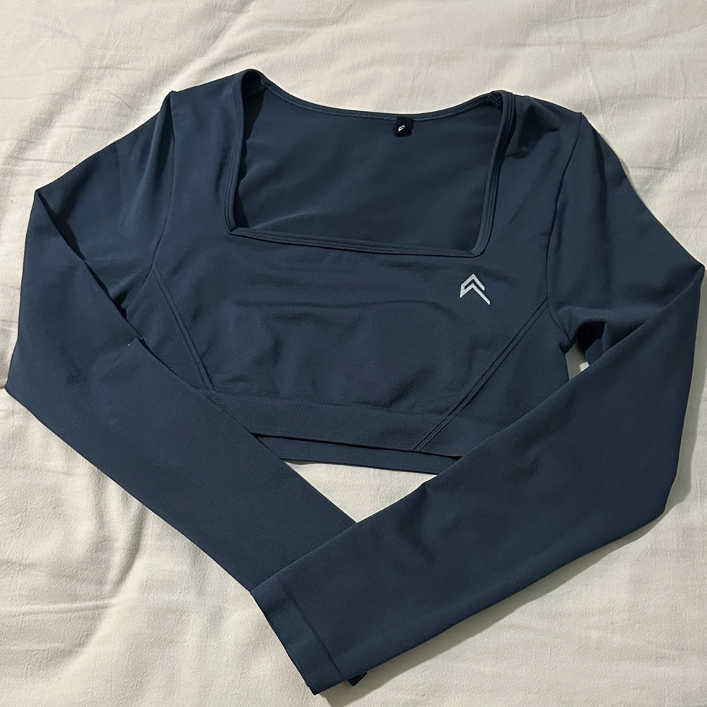Oner Active Long Sleeve Crop Top - Dark Blue Effortless